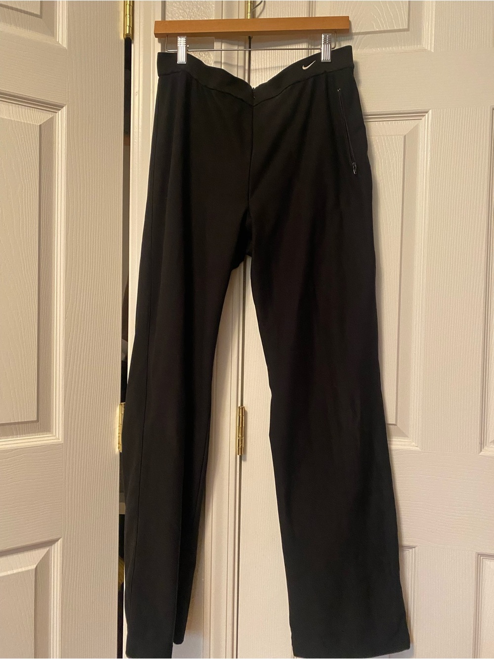 Nike Black Women's Track Pants with Zip Pocket